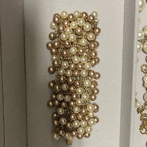 🙃Rose pearl gold bracelet by Stella & Dot